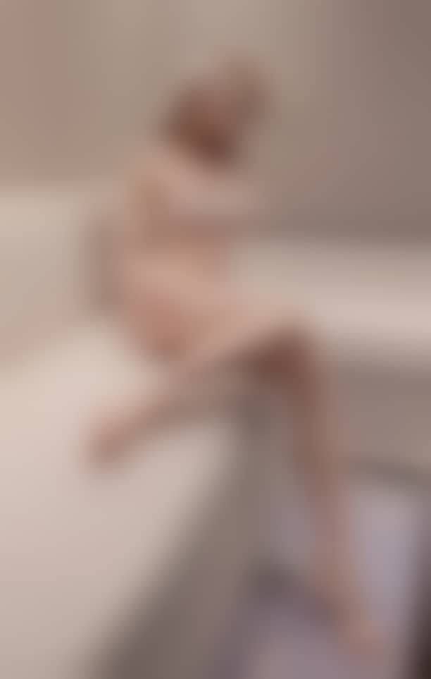 【微密圈】脸红Dearie-白色蝴蝶[28P-63MB]