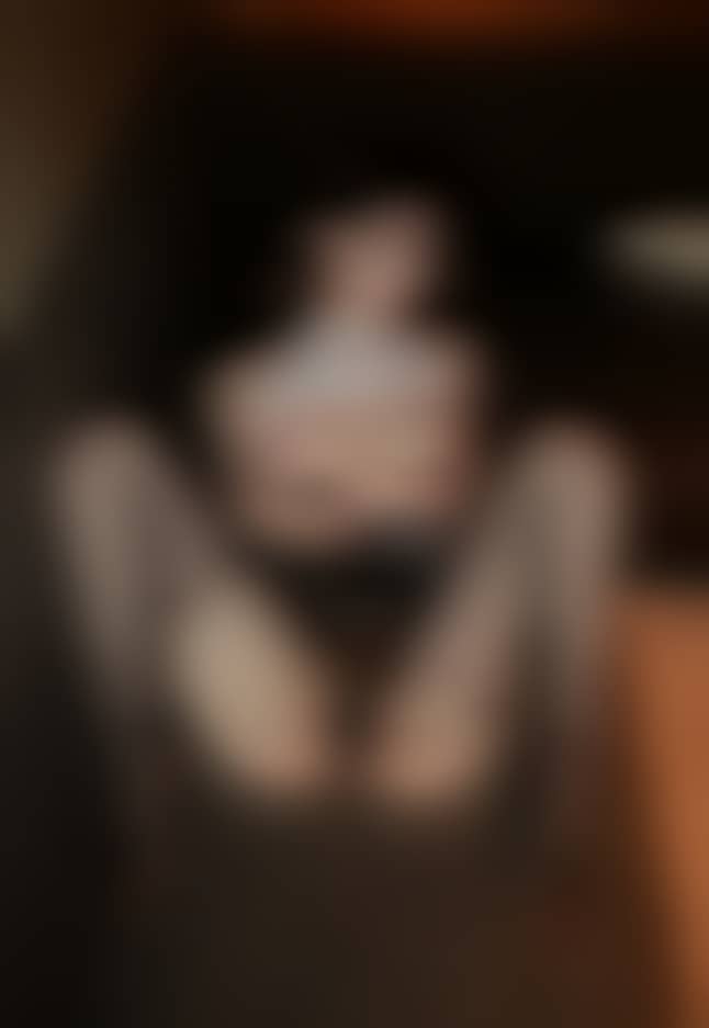 【微密圈】脸红Dearie-炸裂平安夜 [38P1V-205MB]