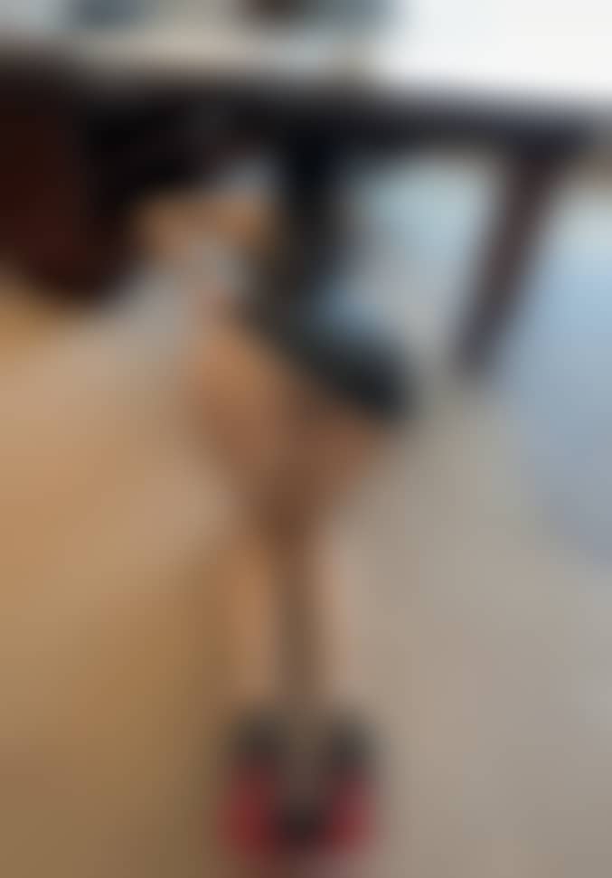 【微密圈】俏妞qiaoniuTT-红色高跟[30P1V-242MB]