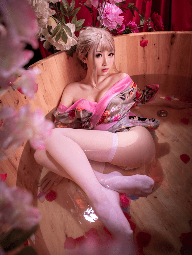 面饼仙儿–NO.109 浴缸花香[18P265M]