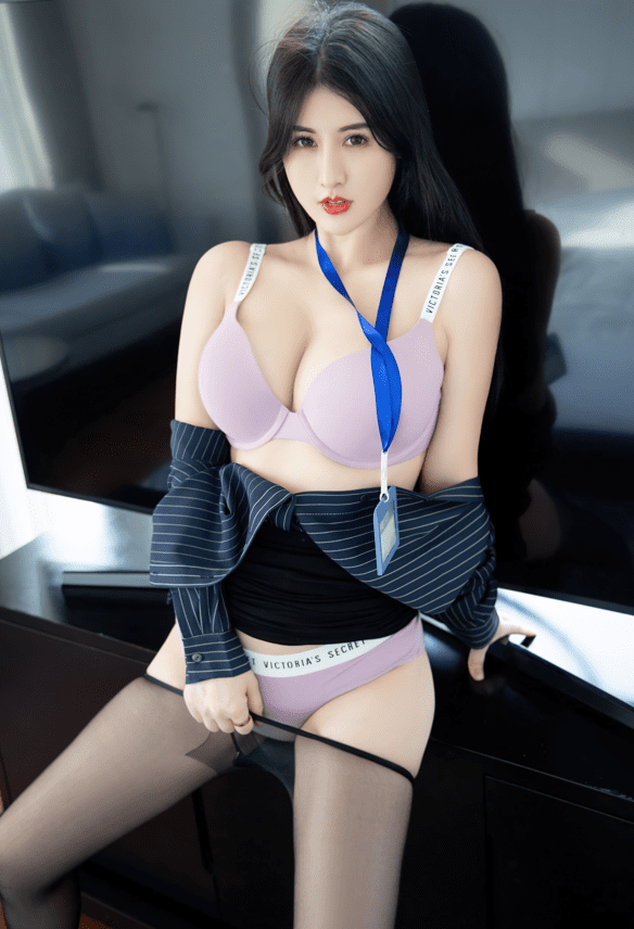 [XiuRen秀人网] 2021.11.30 No.4280 诗诗kiki 魅惑黑丝 [60+1P 520M]