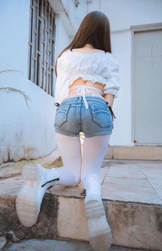 萌芽儿o0 – NO.019 邻家小恶魔 [47P1V-426MB]