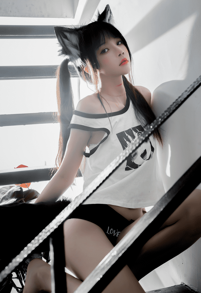 桜桃喵 – NO.121 狼崽崽[60P-1.05GB]