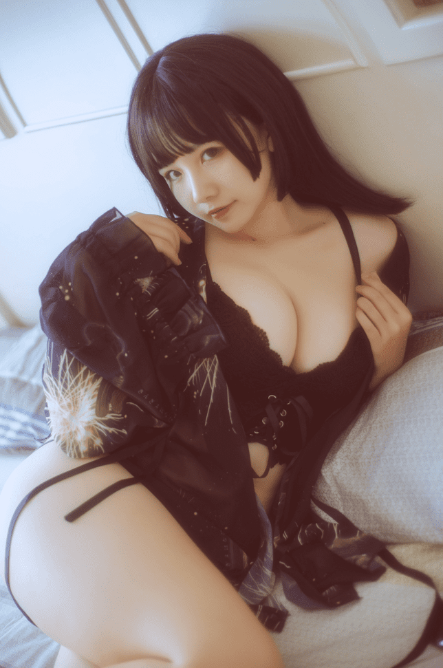 阿半今天很开心 – NO.016 黑色吊带[23P-220MB]