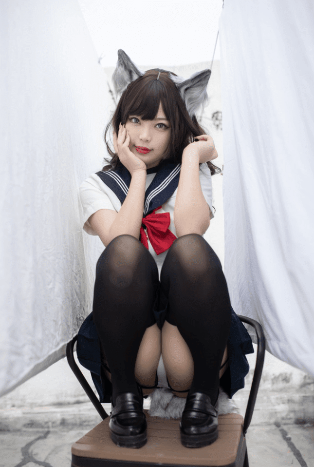 白烨 – VOL.051 魅惑狼姐姐-室外 [63P11V-1.93GB]