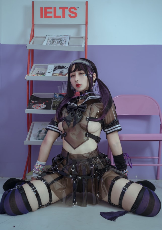 云溪溪 – NO.29 奶桃 幻想学院[51P-439MB]