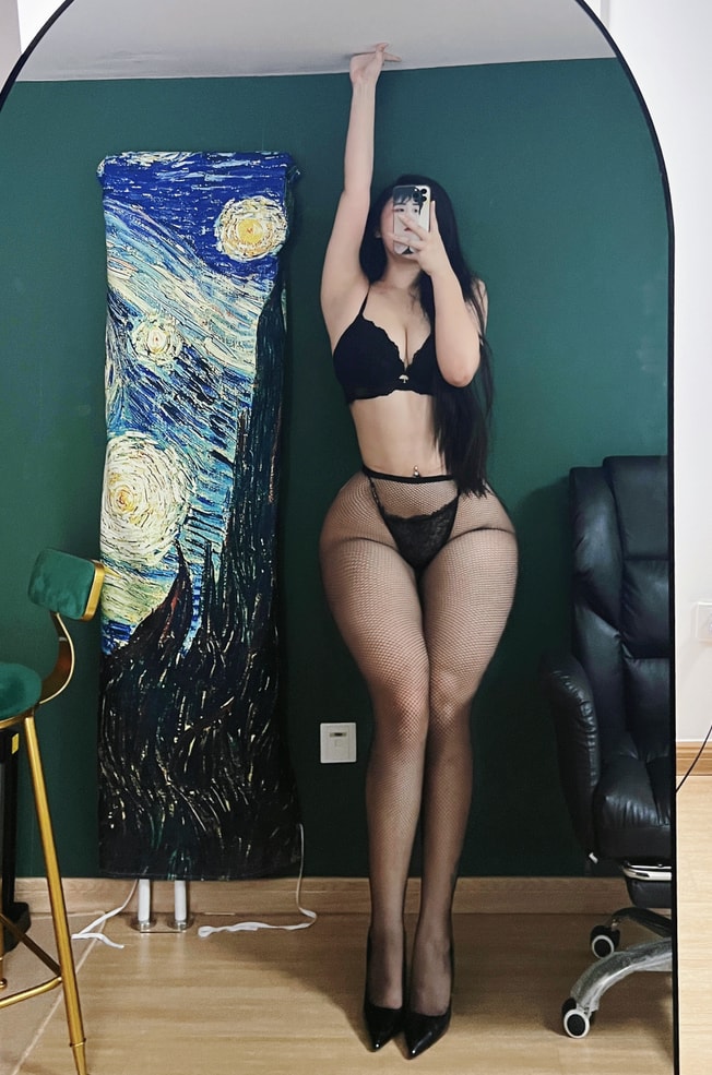 【微密圈】亚亚亚辰[106P9V-279MB]