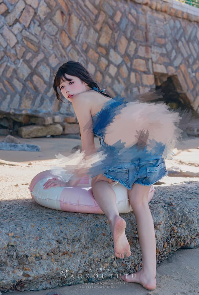 咬一口兔娘ovo – 海の夏日 Shotgun [83P1V-1.44G]