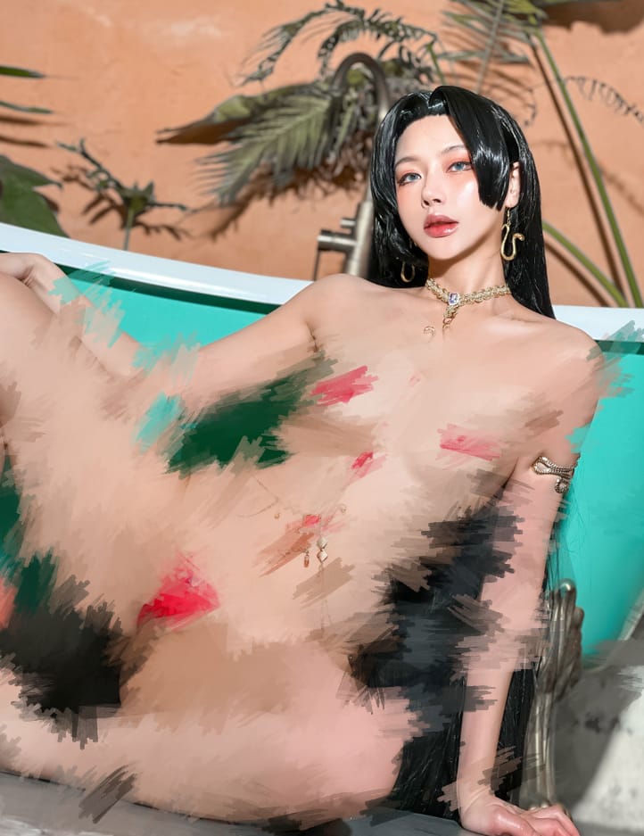 Choi Ji Yun – Boa Hancock[28P-43M]