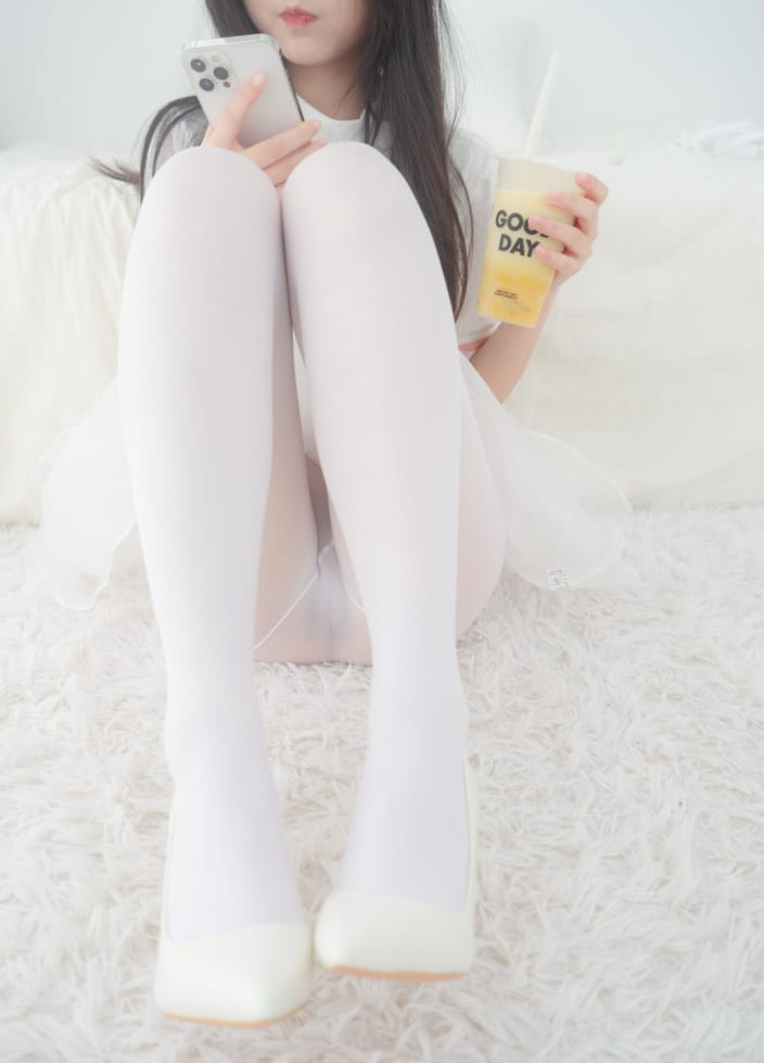 紧急企划 – 小恩 – 内部017 [87P1V-3.96G]