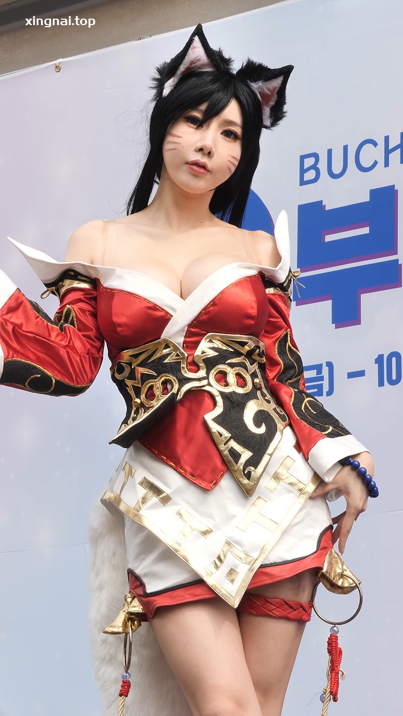 [展会]2022国际漫画节宋珠儿近距拍摄Cosplay九尾妖狐拍照时间[4v/2.8G]