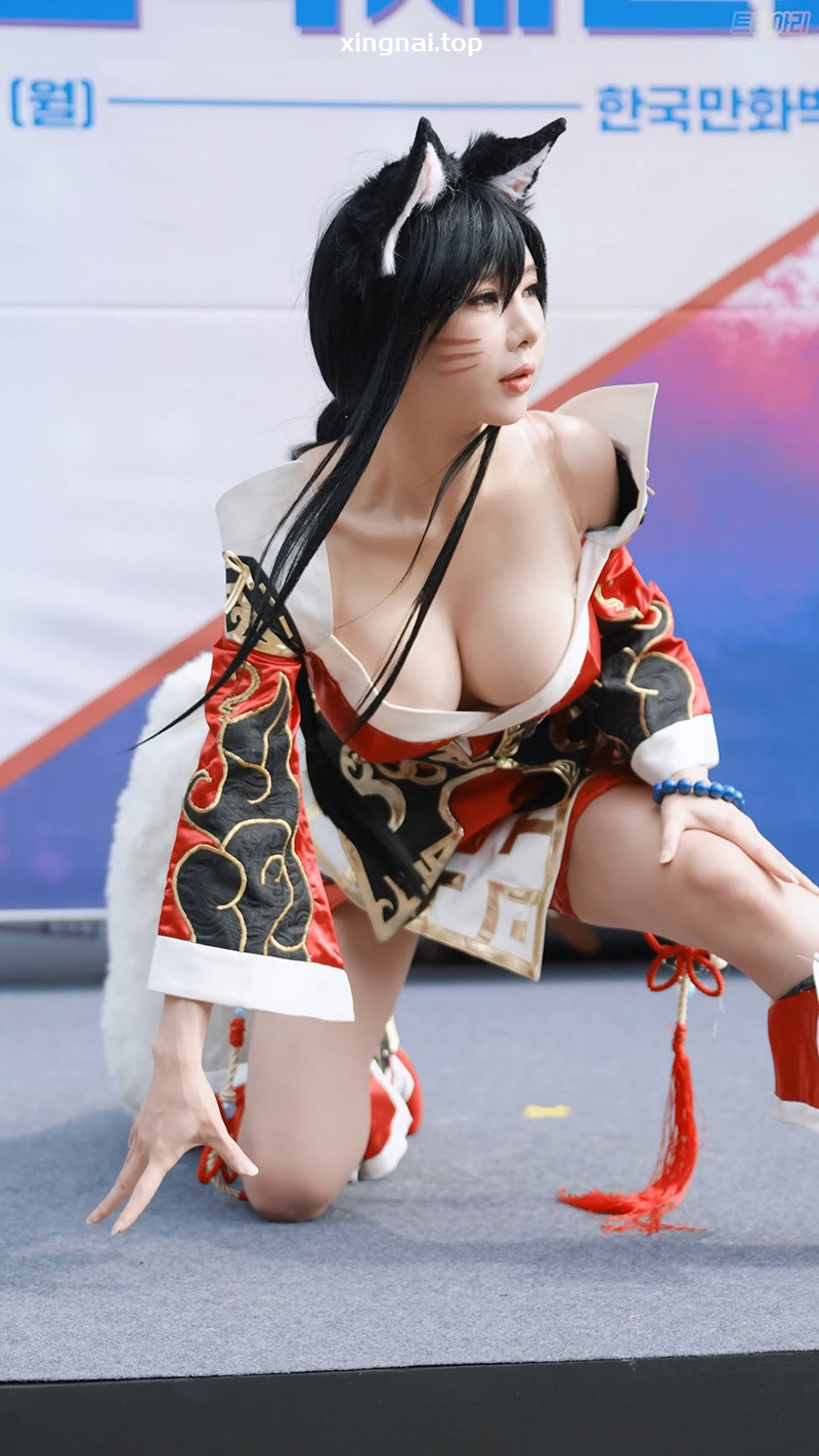 [展会]2022国际漫画节宋珠儿近距拍摄Cosplay九尾妖狐拍照时间[4v/2.8G]