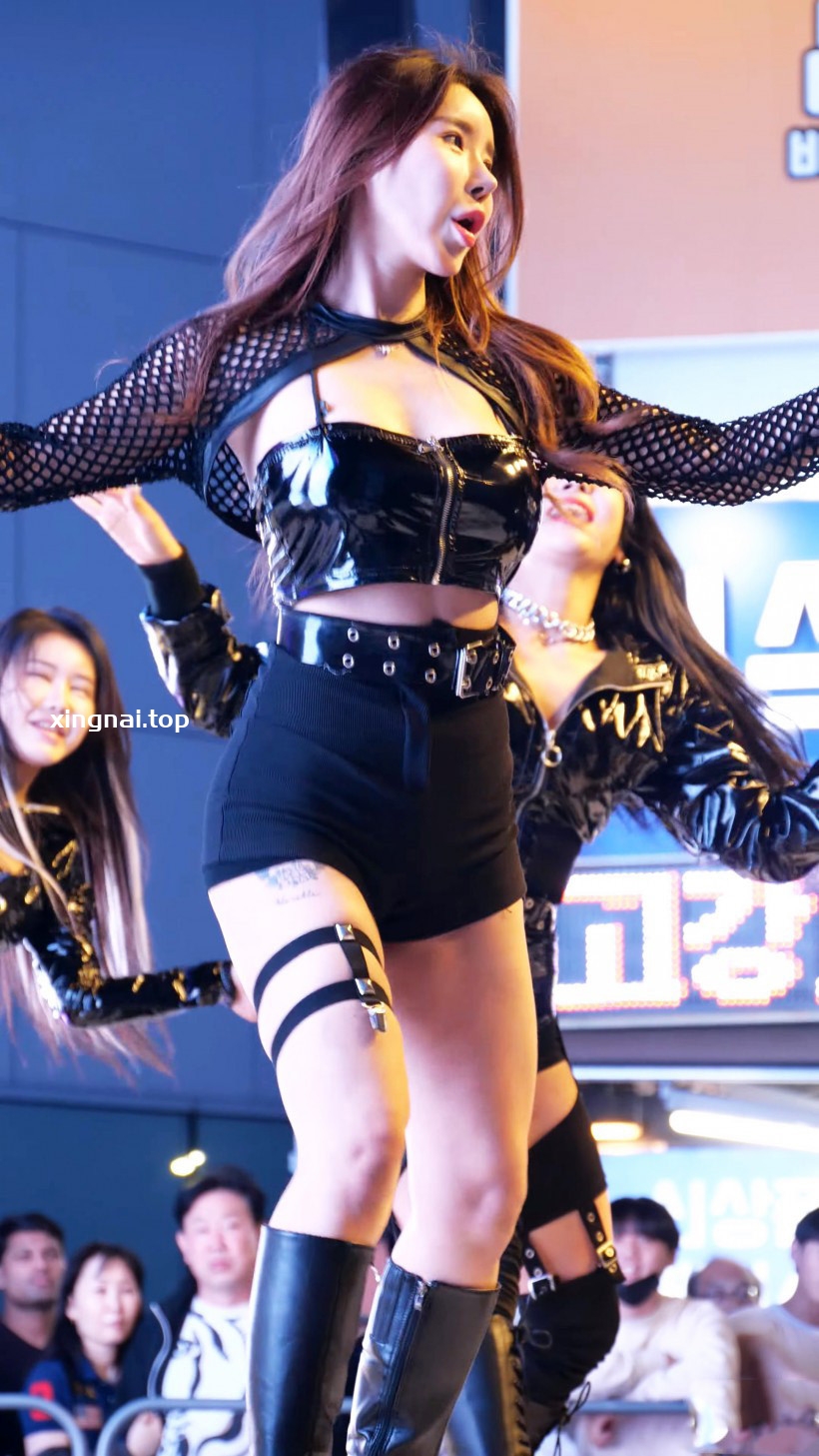 [饭拍]20230519韩国女团现场FlyWithMe[3v/2.54GB]