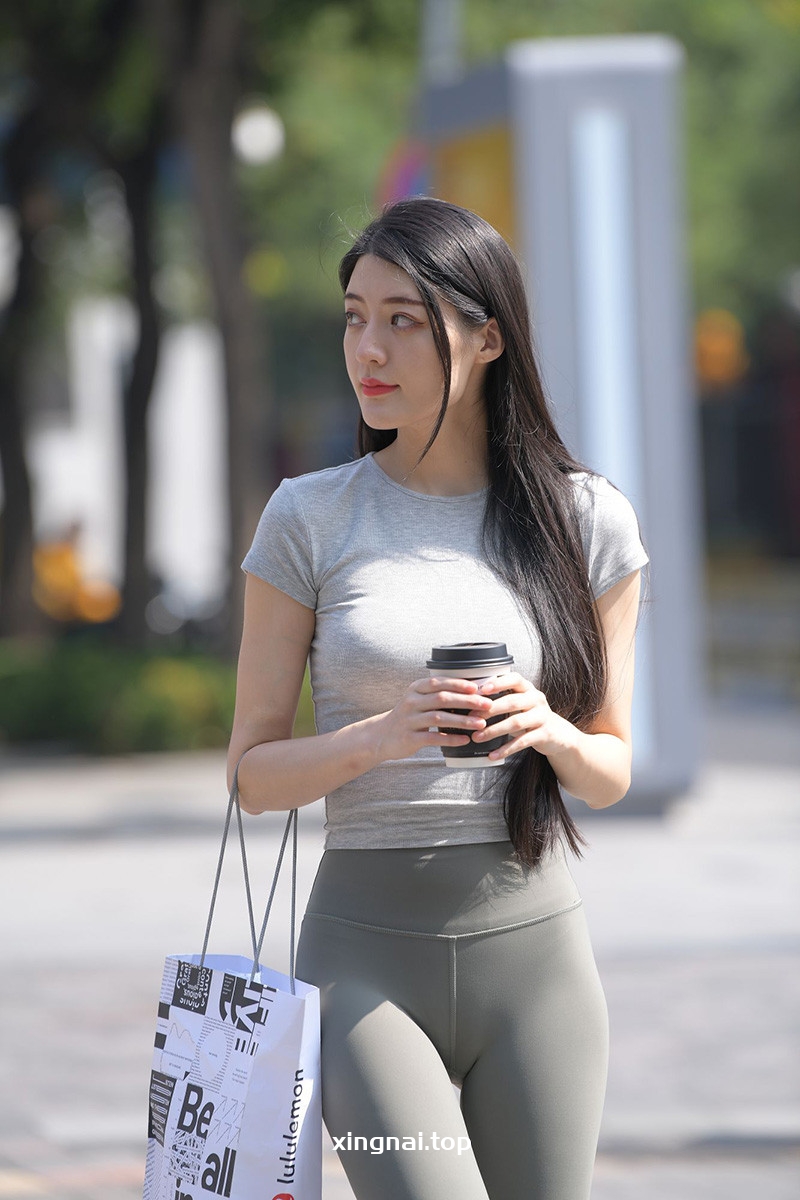 [街拍]827.好久不见[图片/视频/20G]