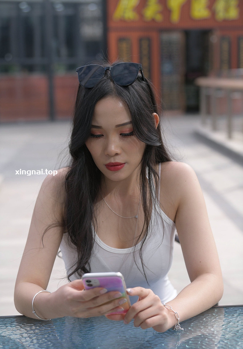 [街拍]310.超性感白色包臀裙美女[图片/视频/15.57GB]