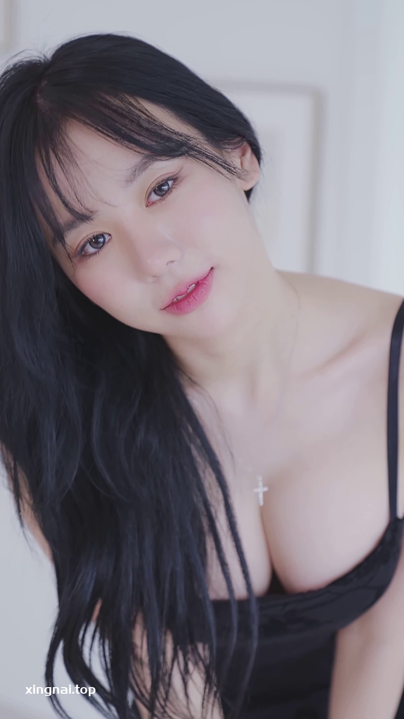 [写真]lookbook竖版拍摄Judy性感裙装内衣室内拍摄3则