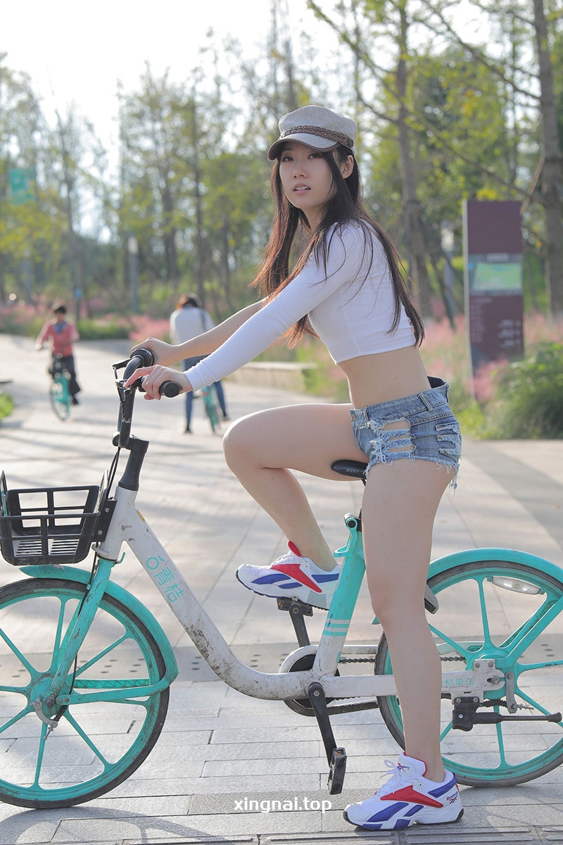 [街拍]309.热裤美臀女孩[图片/视频/13GB]