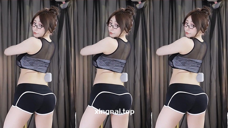 [主播]230205网易CC主播蜜小兔热裤抖臀热舞