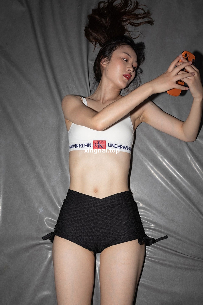 [街拍]738.攀岩的热裤美女[图片/视频/16.0GB]