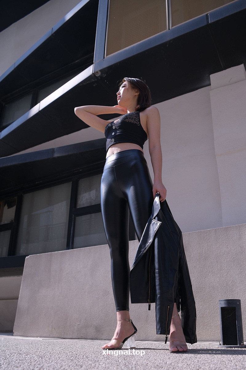 [街拍]503.[一只麋鹿模拍作品]皮裤--重逢[图片/视频/4.2G]