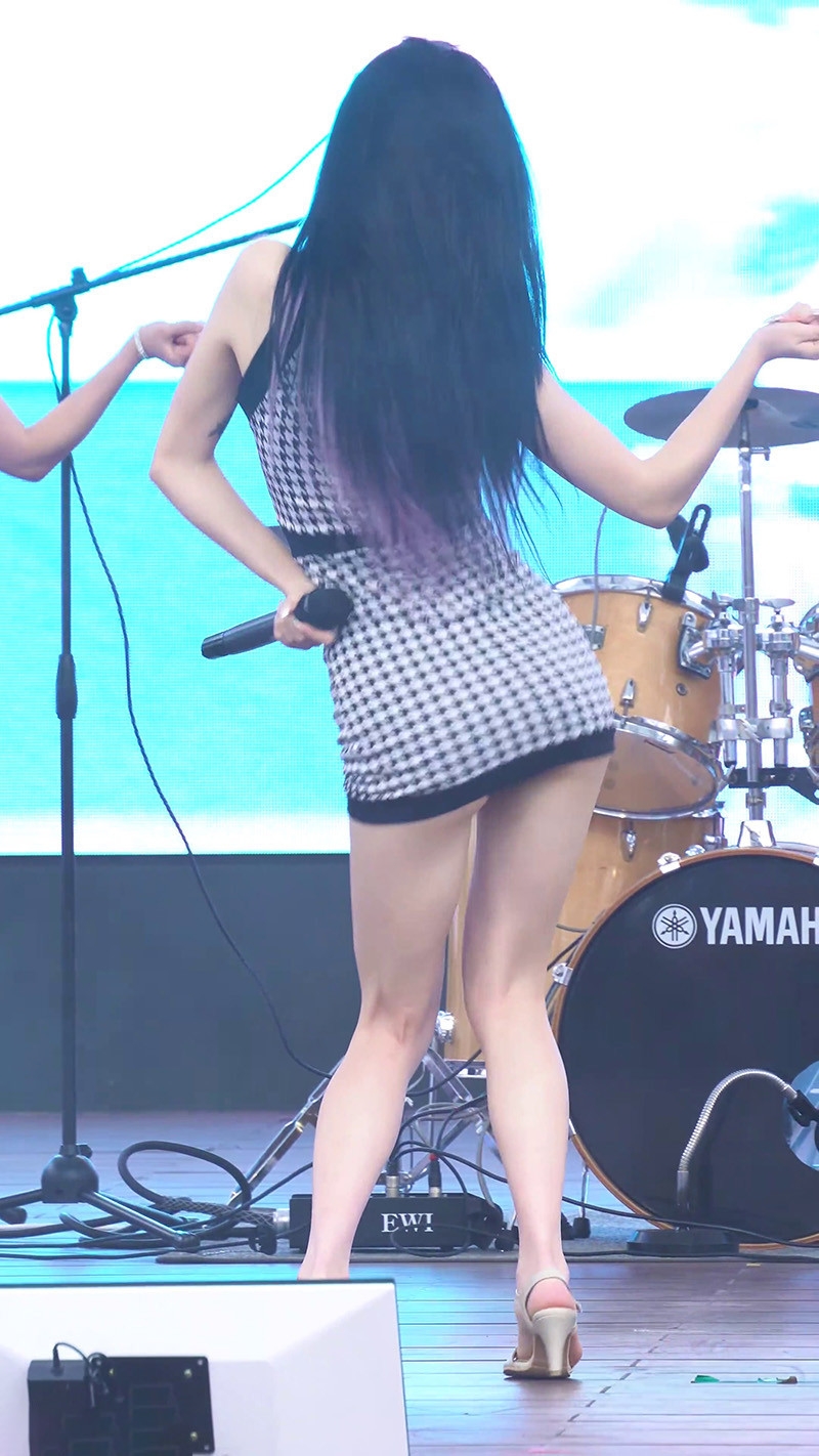 [饭拍]韩国女团Girlcrush Hayun 221015扭胯