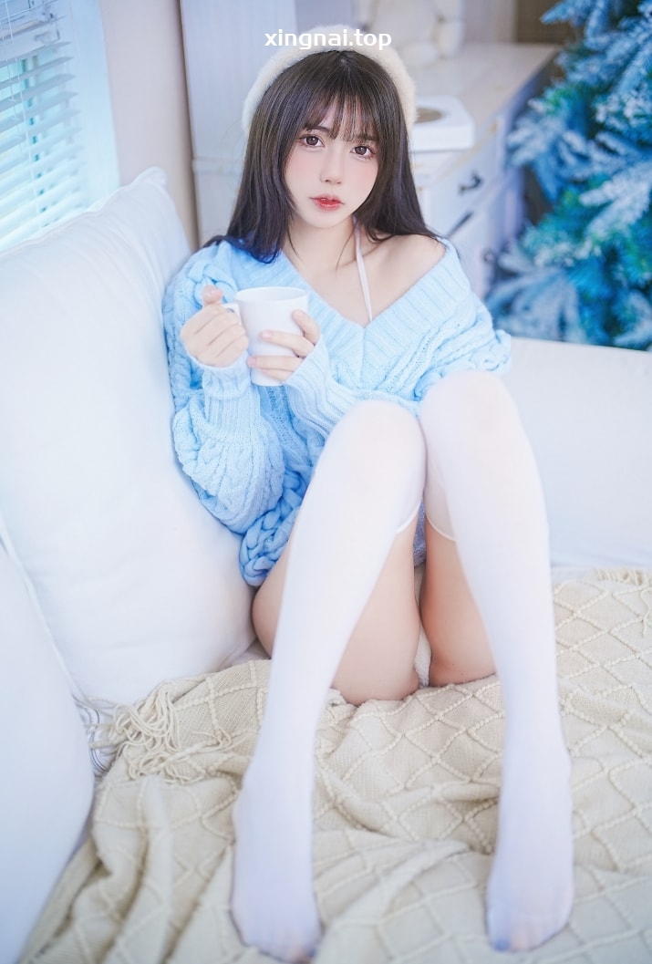 Tina很妖孽呀 – NO.26 蓝色秋冬毛衣[27P-168M]