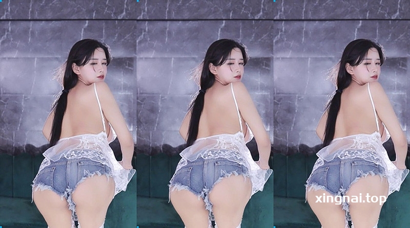 [主播]网易CC直播小恩雅抖胸抖臀定制舞蹈