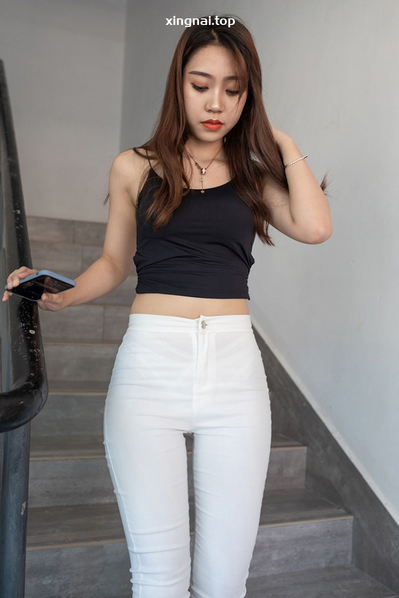 [街拍]436.白裤[图片/视频/15.85GB]