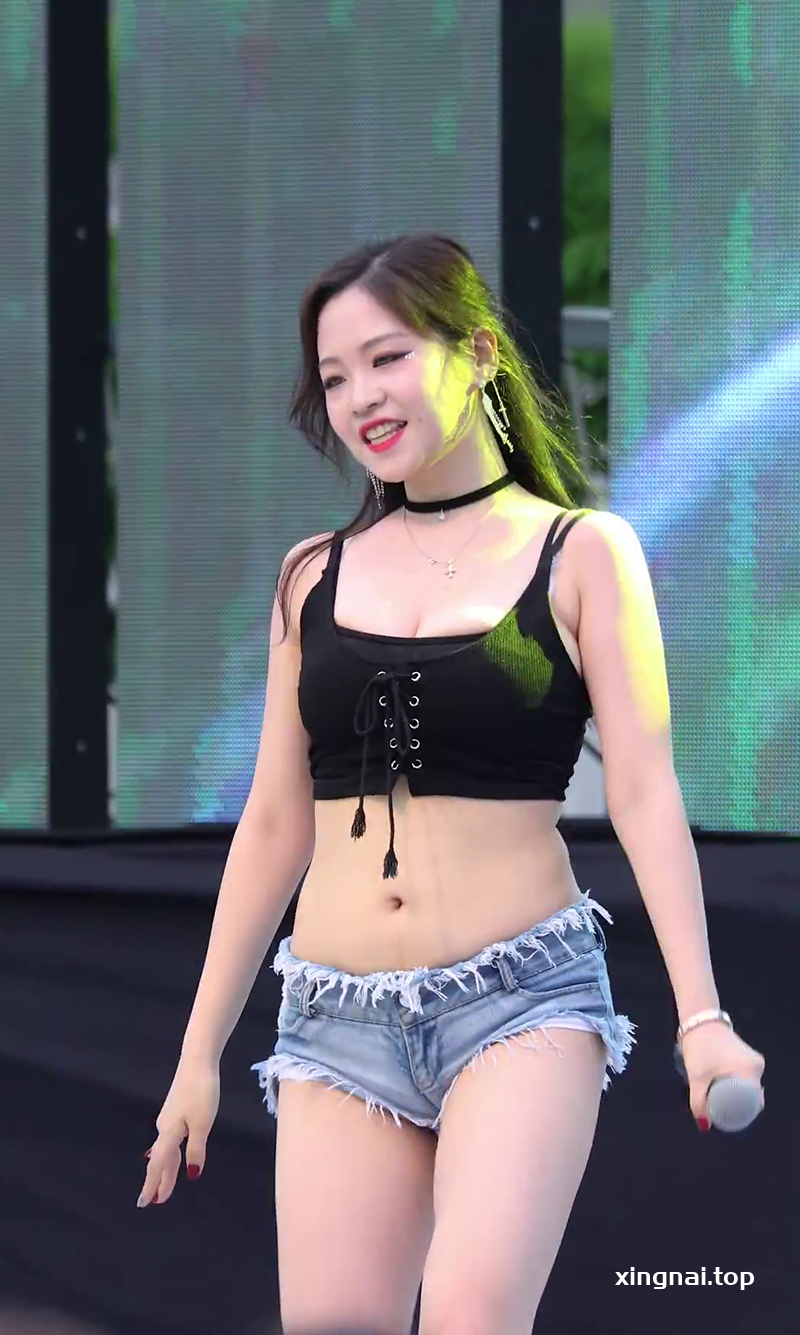 [饭拍]韩国女团Switch Berry(스위치베리) 米娜(민아)