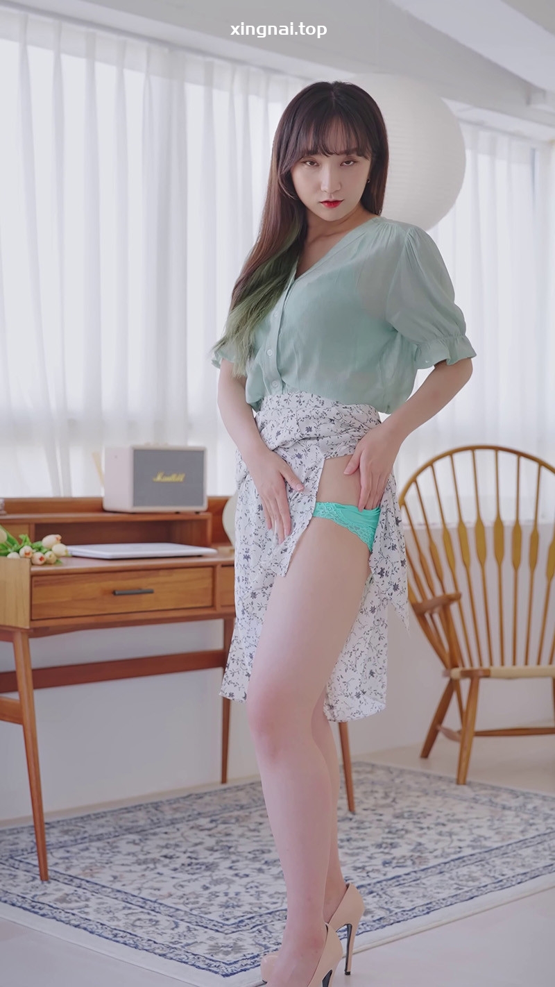 [写真]Lookbook时装秀竖版拍摄日系no bra