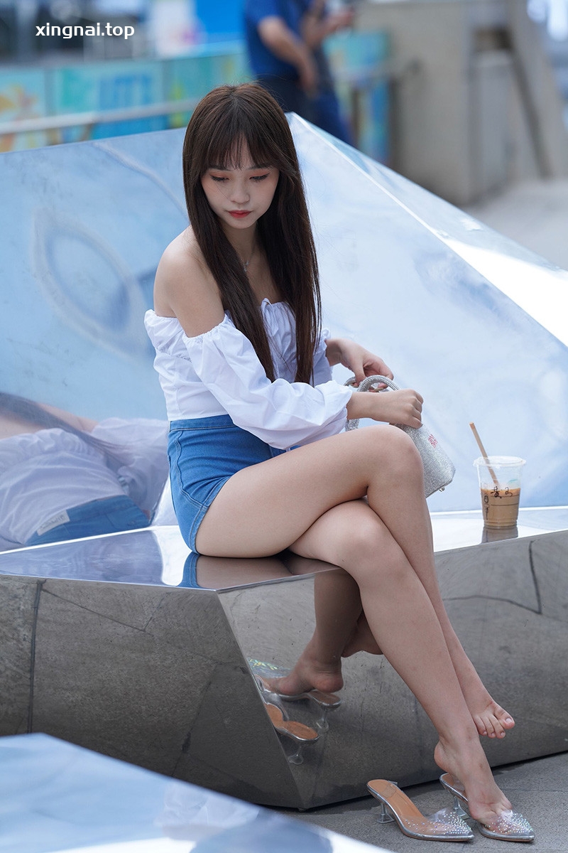 [街拍]795.清新可爱的热裤女孩[图片/视频/16.15GB]