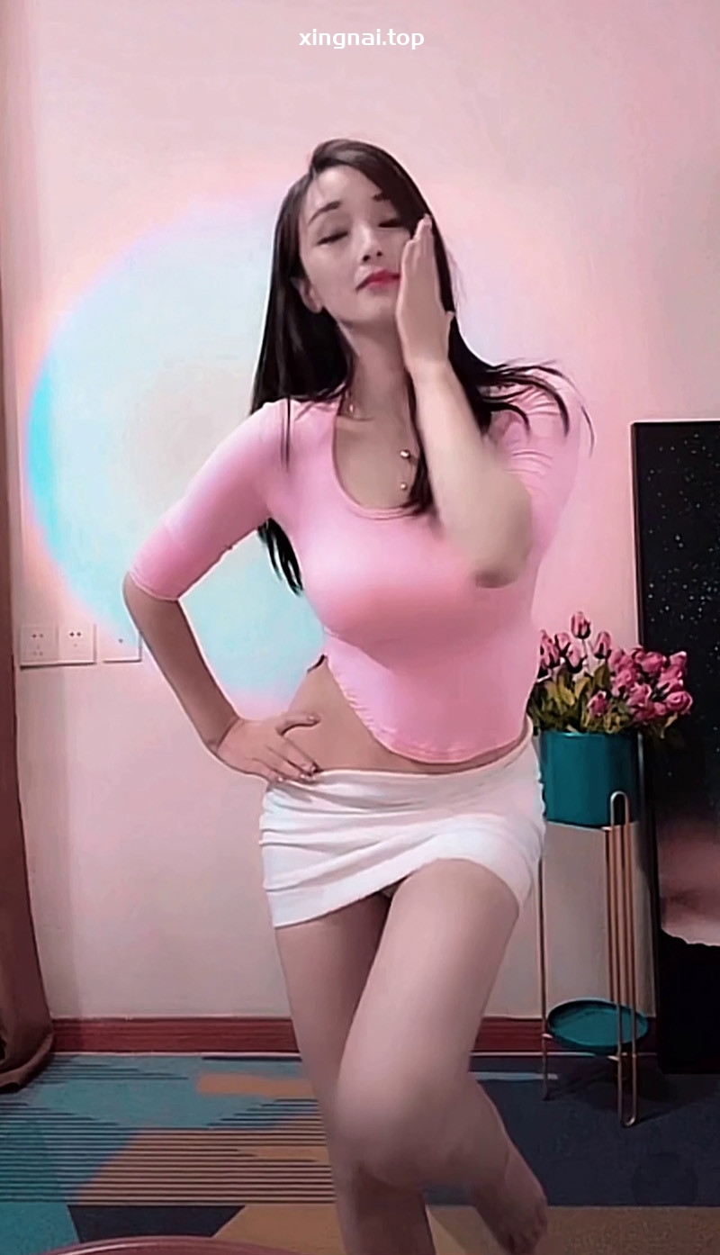 [小姐姐]身材超级棒的少妇女主播扭臀热舞