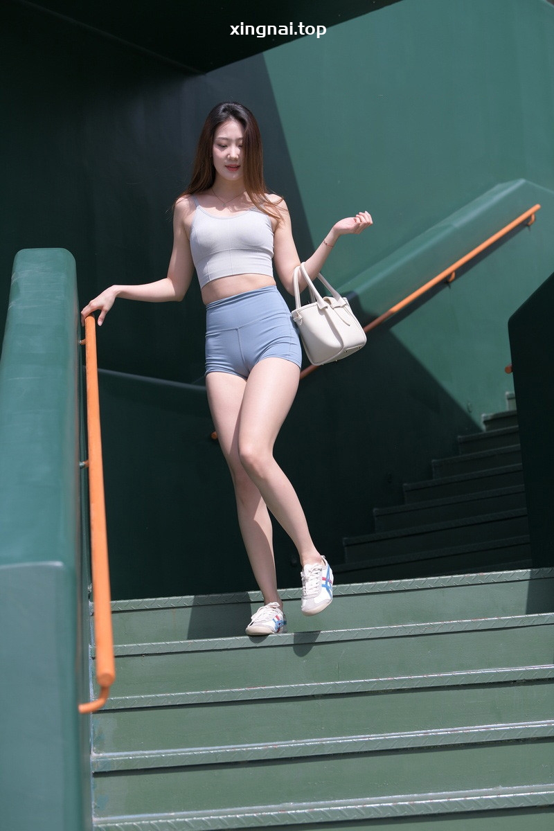 [街拍][一始专区]波尔多也是一种颜色[图片/视频/33.3GB]