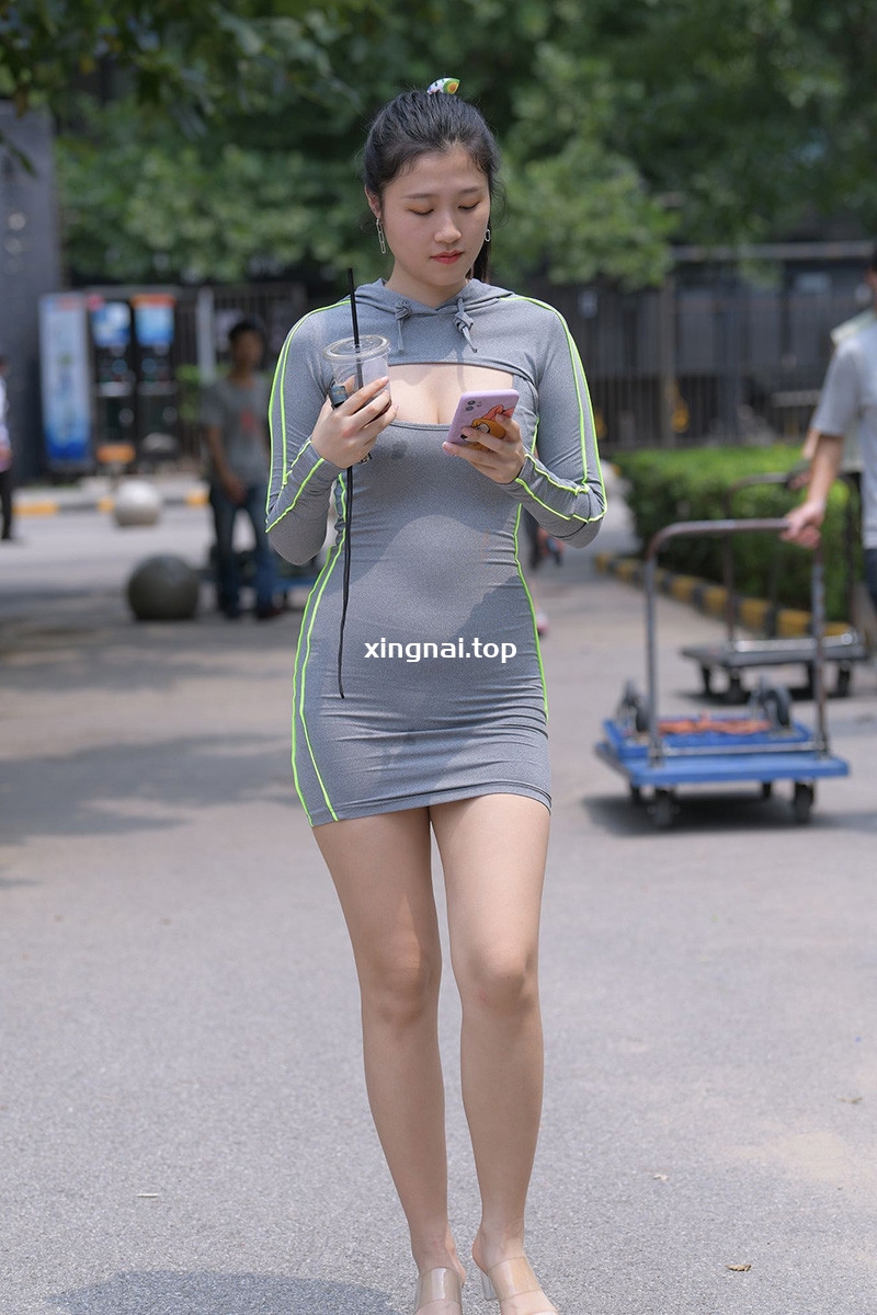 [街拍]785.灰色包臀裙美女[图片/视频/16.08GB]