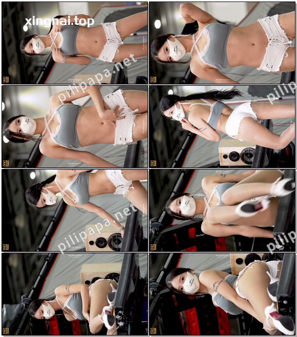 [展会]汽车沙龙周韩国模特延智恩2022010