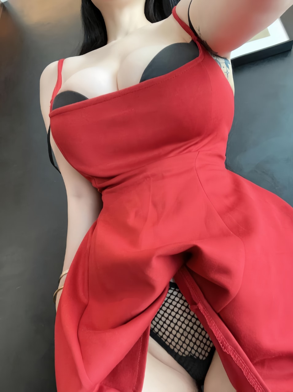 【微密圈】左公子666-难以抗拒的红色包臀[10P7V-382MB]