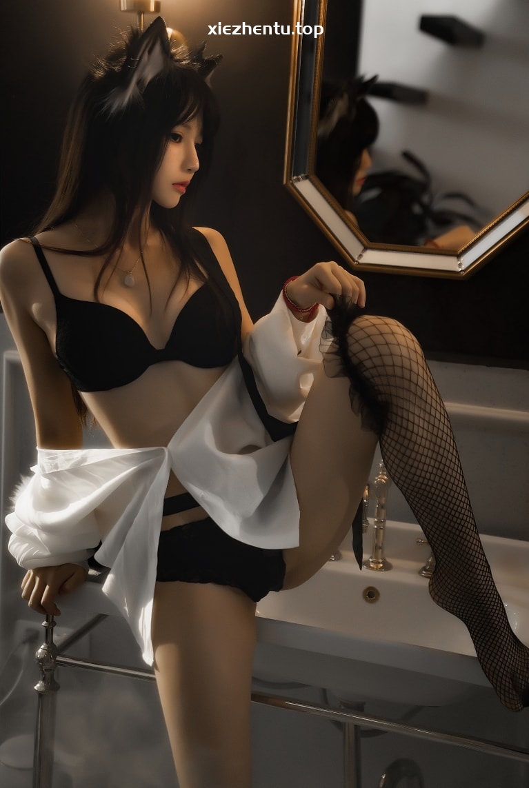 桜桃喵 – 娇小可爱少女【持续更新中】